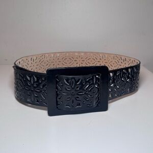 Oscar de la Renta Black Leather Eyelet Belt
